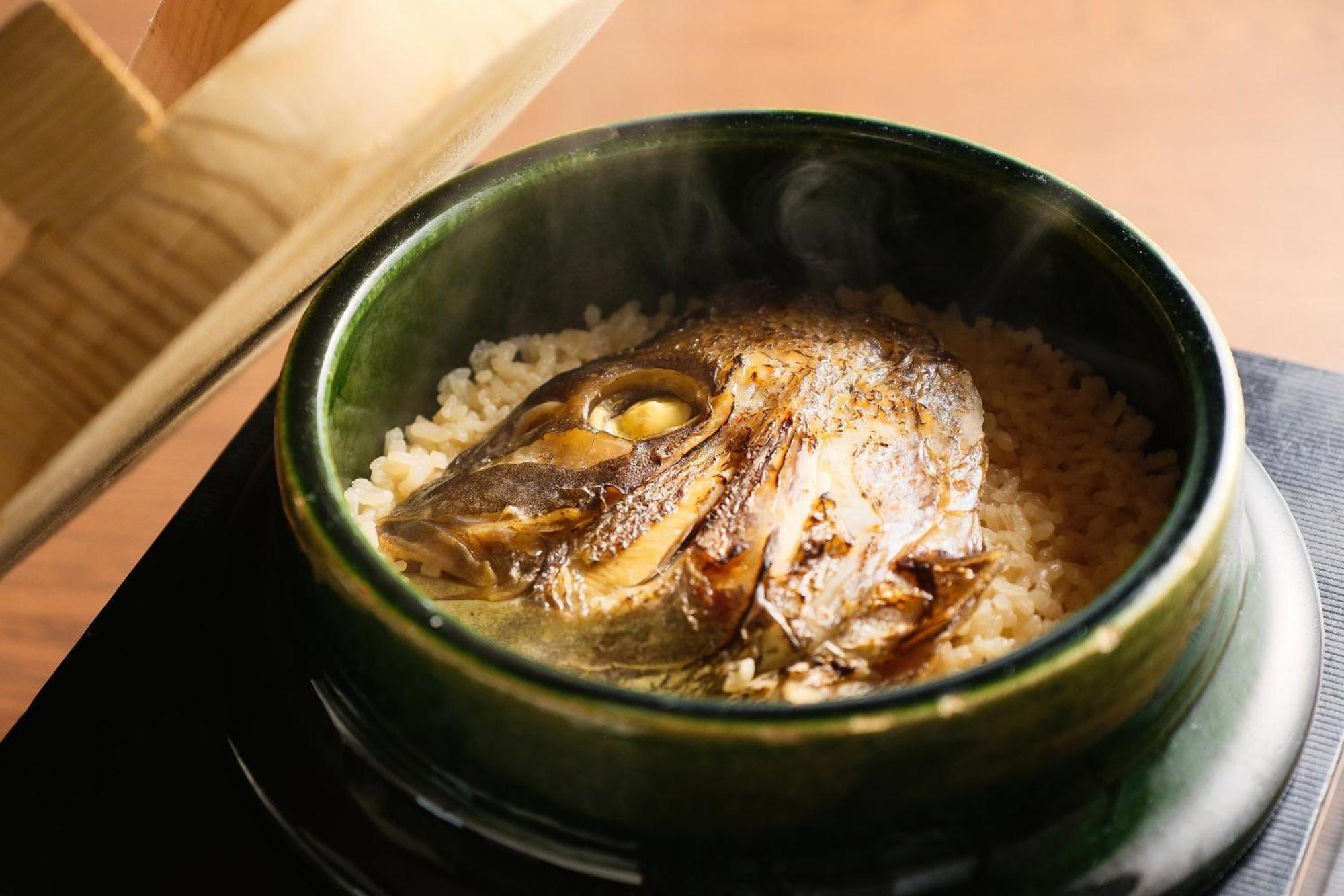 Keishokan Sazanamitei Ryokan 4*