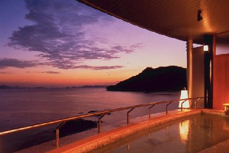 Ryokan Keishokan Sazanamitei 4*