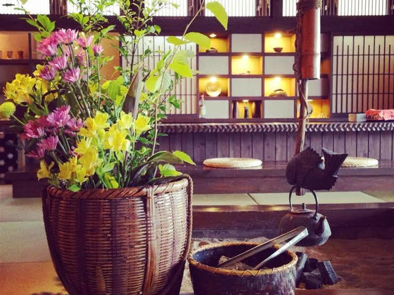 Keishokan Sazanamitei Ryokan 4*