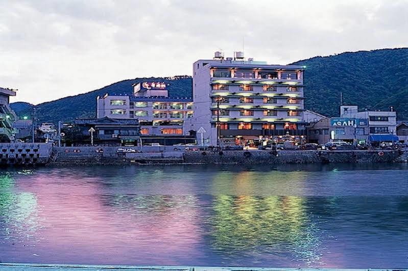 Ryokan Keishokan Sazanamitei 4*